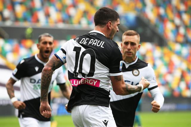 拜仁提前四轮卫冕德甲 向“六冠王”迈进