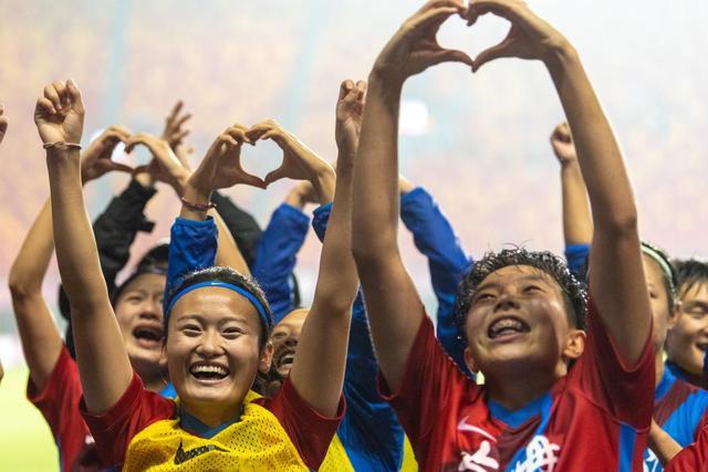 CBA夏联-刘家昕17分青岛击败江苏 刘泽希10+10